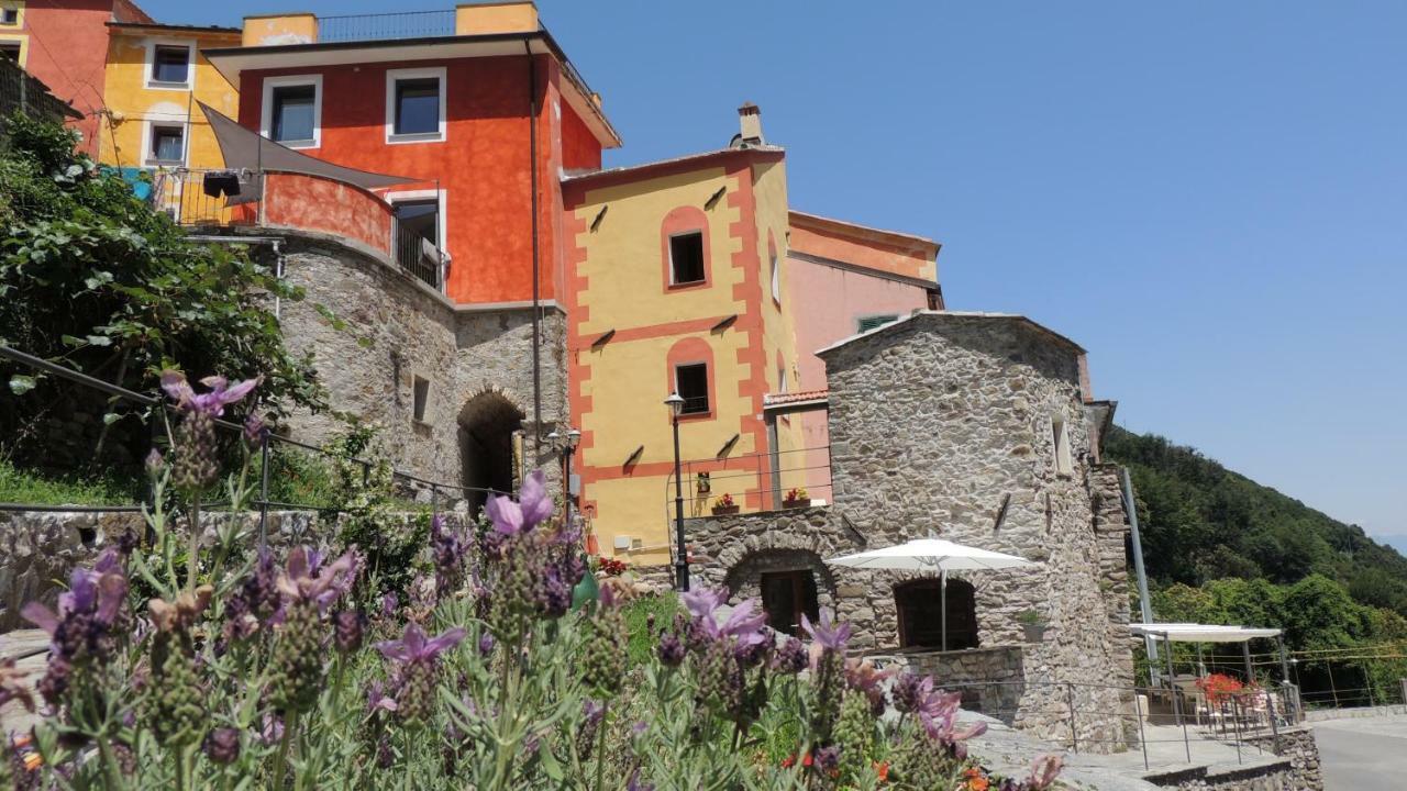 Borgo Di Codeglia - Country Rooms Ricco del Golfo di Spezia Bagian luar foto