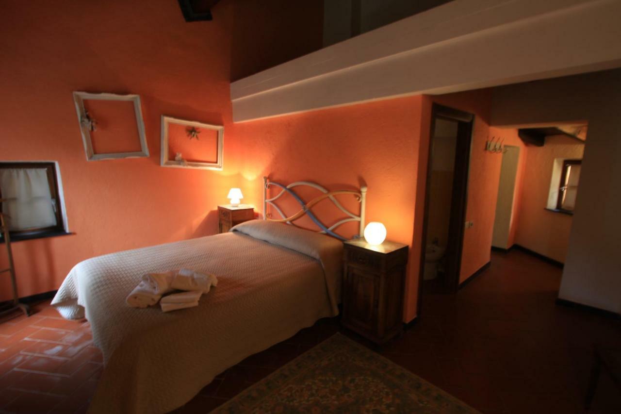 Borgo Di Codeglia - Country Rooms Ricco del Golfo di Spezia Bagian luar foto